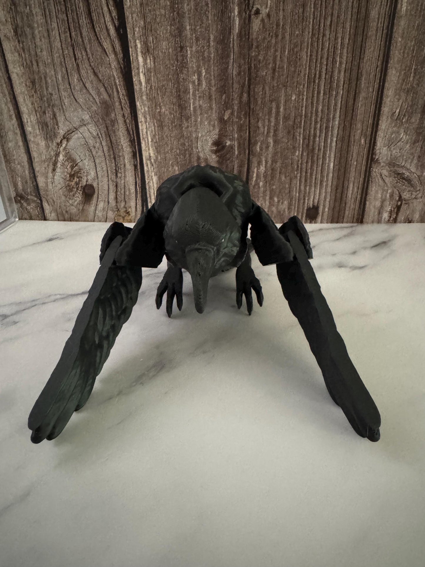 Flexible Crow Figurine: 3D Printed Articulated Bird Model for Collectors and Nature Enthusiasts