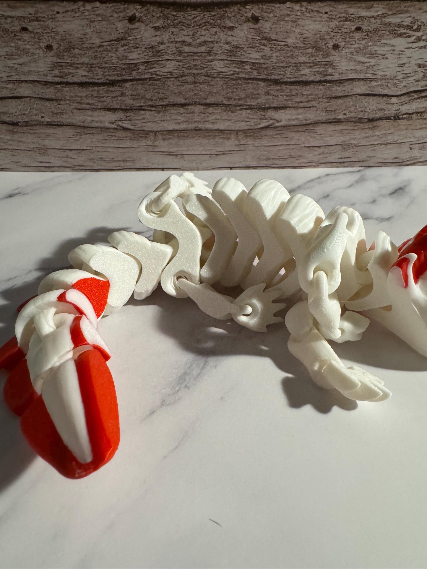 Adorable Red & White Axolotl Flexi Model - 3D Printed Articulated Salamander Toy for Desk Decor