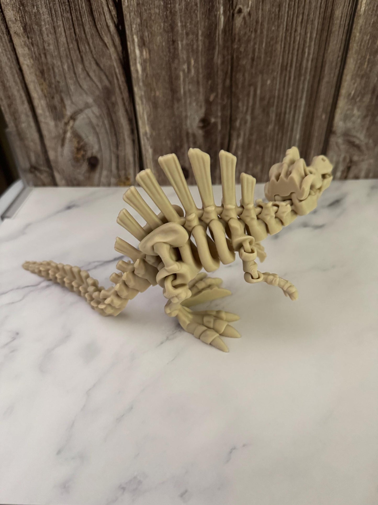 Flexible Spinosaurus 3D Printed Dinosaur Model: Articulated Prehistoric Reptile Toy for Collectors