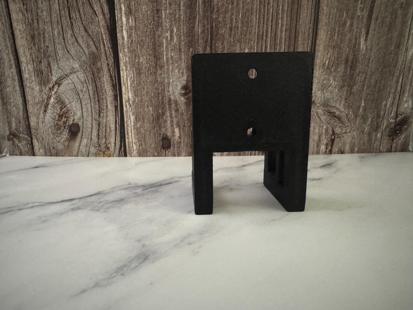 Unique Skateboard Wall Hook: Stylish Storage Solution for Skaters and Extreme Sports Enthusiasts
